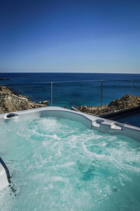 Aquamarine Luxury Suites
